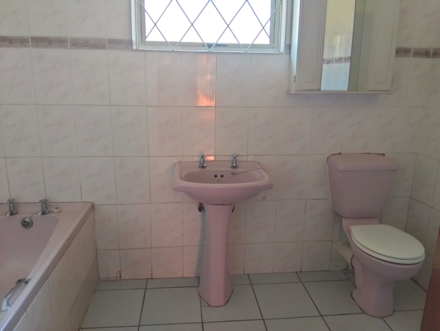 3 Bedroom Property for Sale in Southernwood Eastern Cape